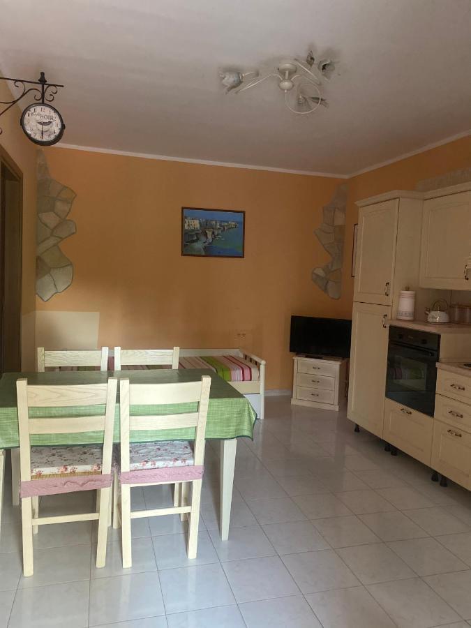 Agriturismo Azzarone فيستَ المظهر الخارجي الصورة