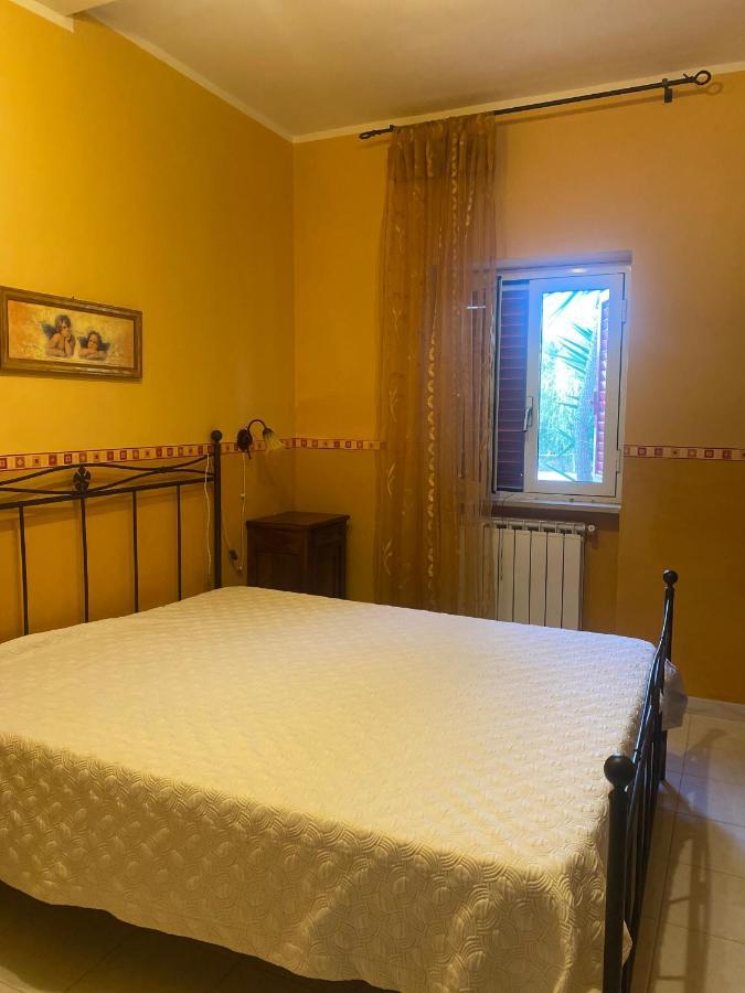 Agriturismo Azzarone فيستَ المظهر الخارجي الصورة