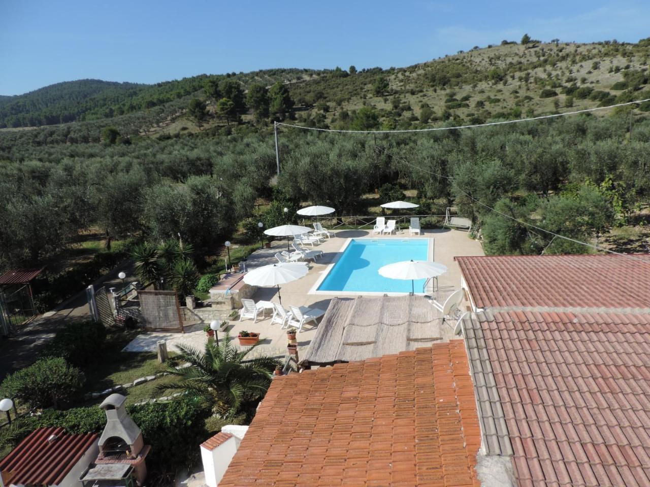 Agriturismo Azzarone فيستَ المظهر الخارجي الصورة